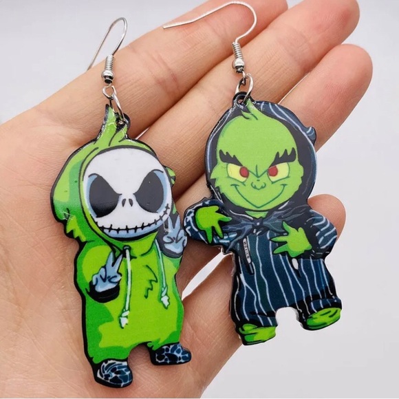 Fashion Womens Grinch Jack Halloween Holiday Costume Swap Dangle Earrings - Picture 2 of 7